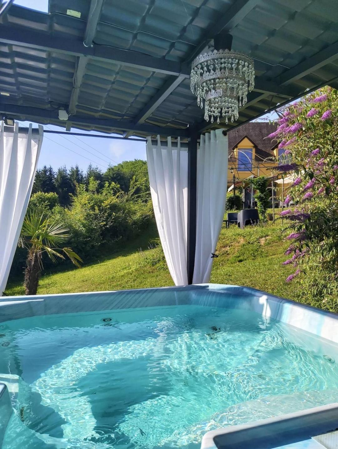 Bonbon Chambre D'Hotes Saint-Julien-de-Lampon 외부 사진